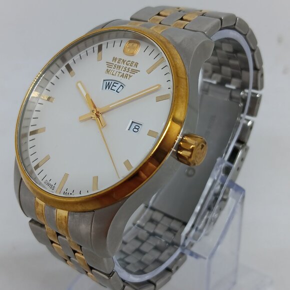 Wenger Terragraph 01.9041.214 Men's 42mm Two Tone S/Steel Swiss Quartz Watch - Picture 1 of 11